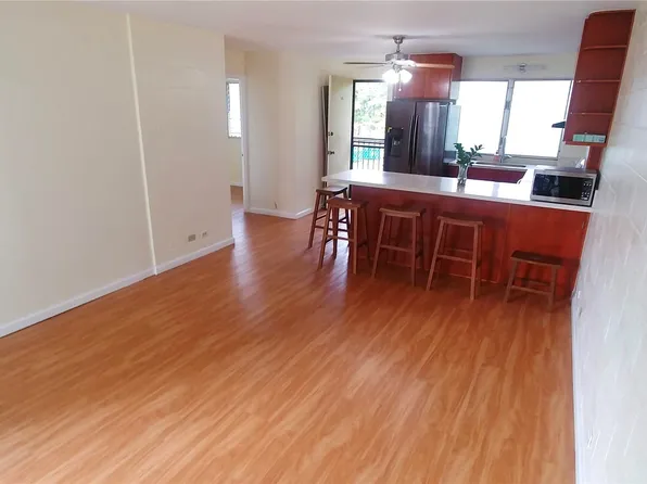 1099 Green St #B409, Honolulu, HI 96822