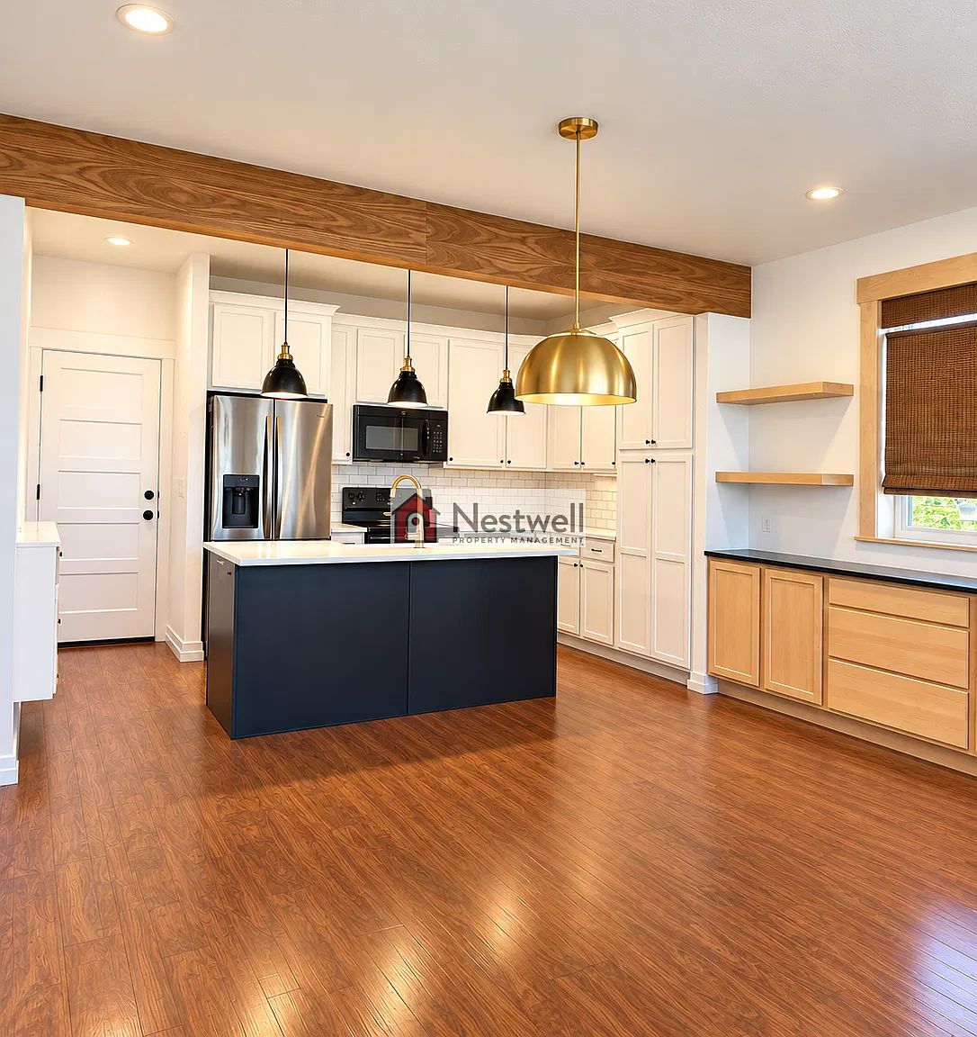 Unique Herriman townhome with custom upgrades! — Photo 2