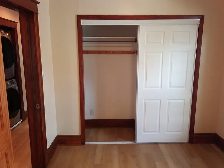 548 10th St #2 — Photo 36