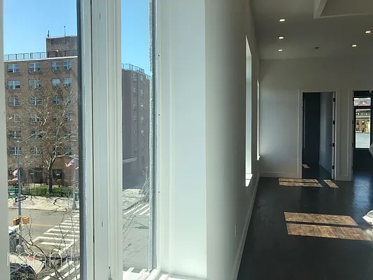 Rented by Rennit Inc. | media 29
