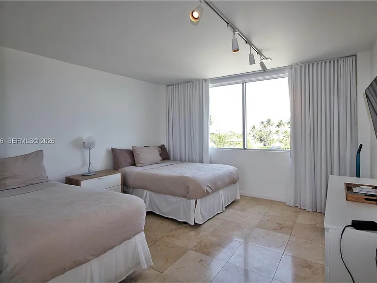 5151 Collins Ave #532 — Photo 26