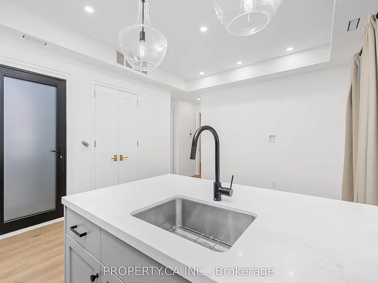 54 Cowan Ave #MAIN — Photo 8
