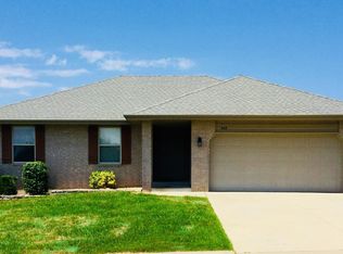 449 S Cedarwood Ave, Republic, MO 65738