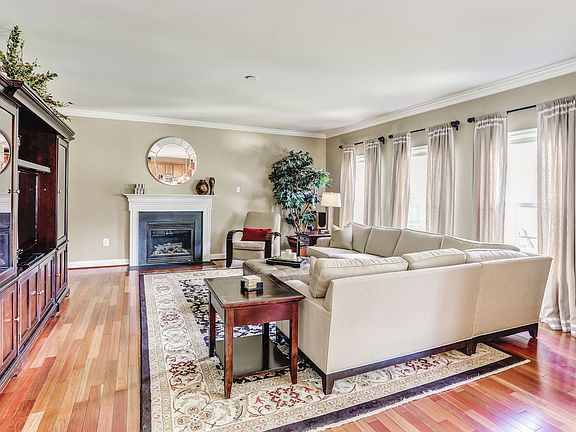 5th image of 12104 Stretford Forest Ct