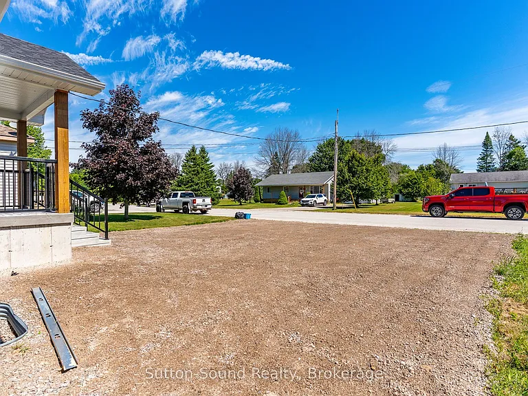 486 Dawson St #LOWER — Photo 2