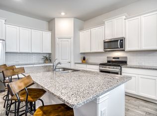 2909 Faro Rd, Aubrey, TX 76227