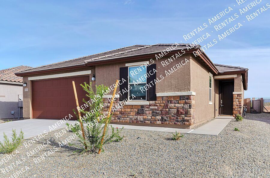 1st image of 8905 E Pantano Bluff Dr