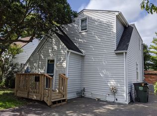 226 Kenwood Dr, Round Lake Park, IL
