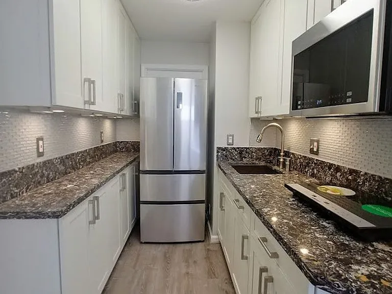 2464 Prince Edward St #521 — Photo 5