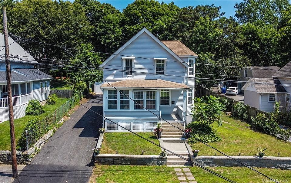 16 Clements St, Waterford, CT 06385 Zillow