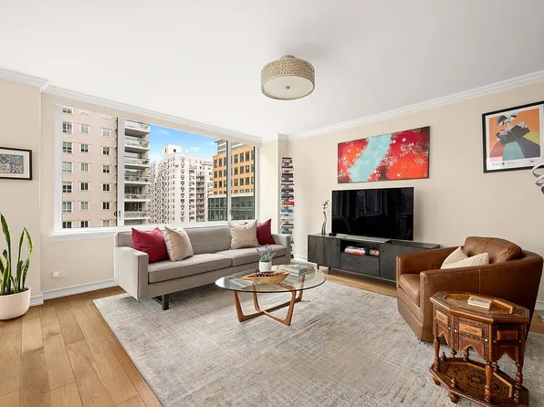 250 E 65th St APT 8B, New York, NY 10065