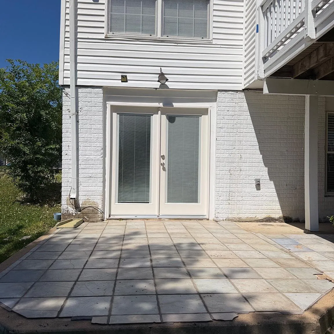 1 bed, 1.0 bath, 2036 sqft, $1,350 — Photo 1