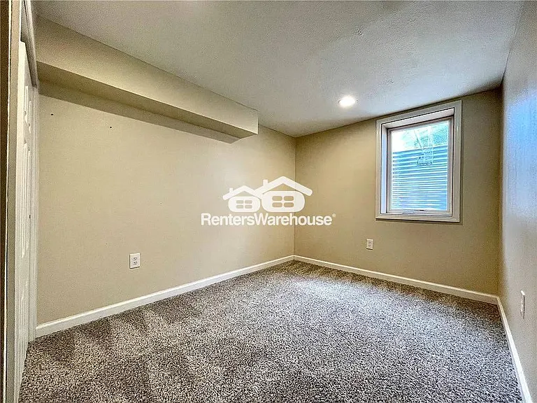 5810 Francis Ave — Photo 18