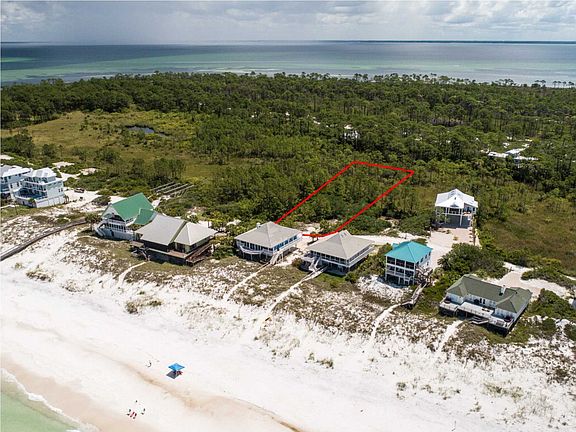 3rd image of 14 Secluded Dunes Dr