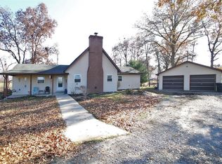 1366 5th St, Carrollton, IL 62016