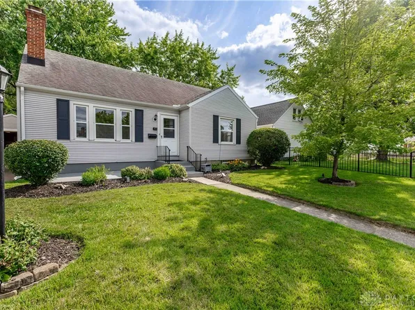 404 E Dorothy Ln, Dayton, OH 45419