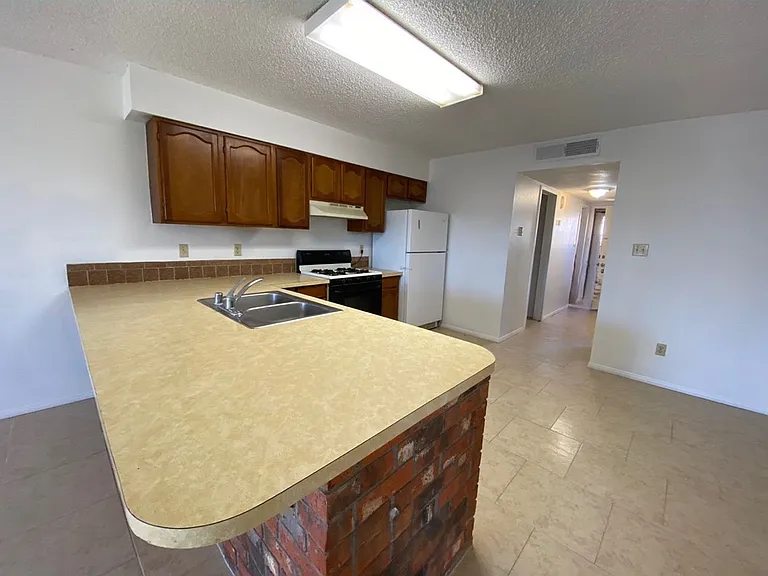 2602 Miguel Pl #A — Photo 2