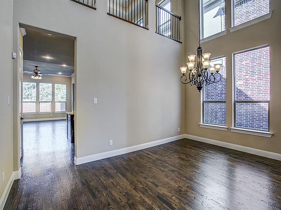 4th image of 3001 Deansbrook Dr