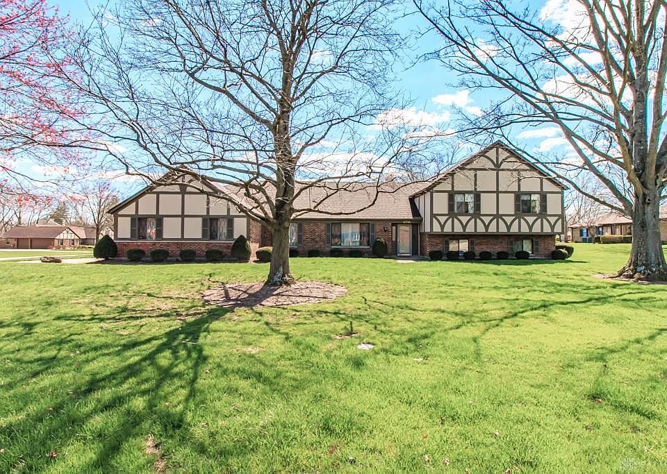 1st image of 6756 Carinthia Dr