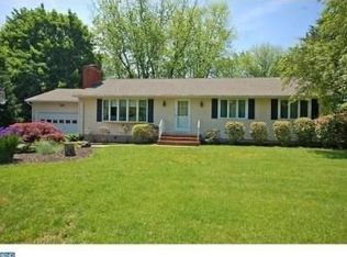 11 Lambert Ln, Robbinsville, NJ 08691
