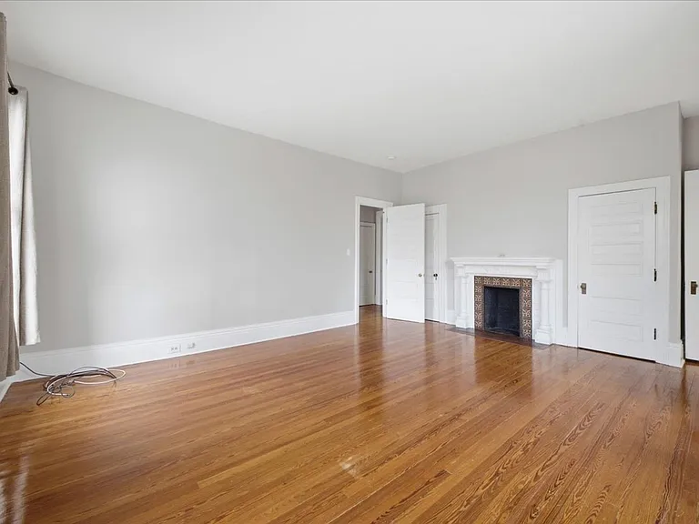 825 Delaware Ave — Photo 18