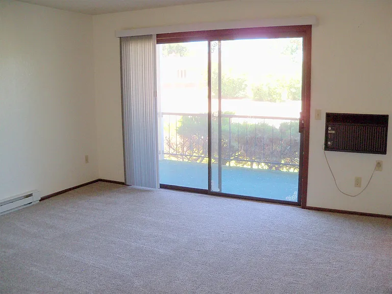 14 Almadin Ln #A — Photo 4