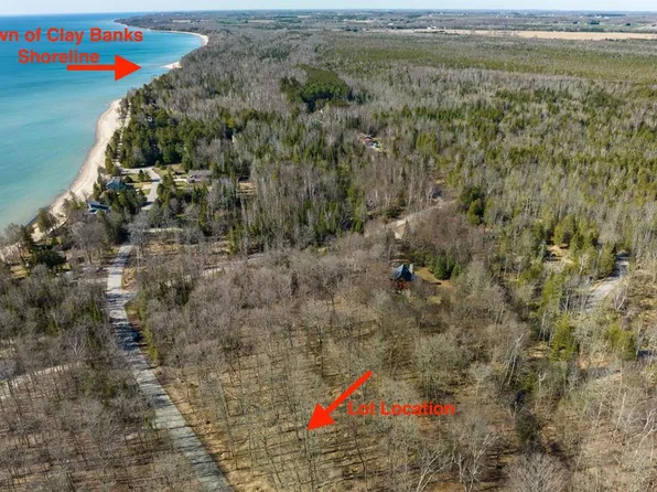 S Lake Michigan Dr, Sturgeon Bay, WI 54235