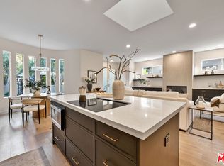 719 Nowita Pl, Venice, CA 90291
