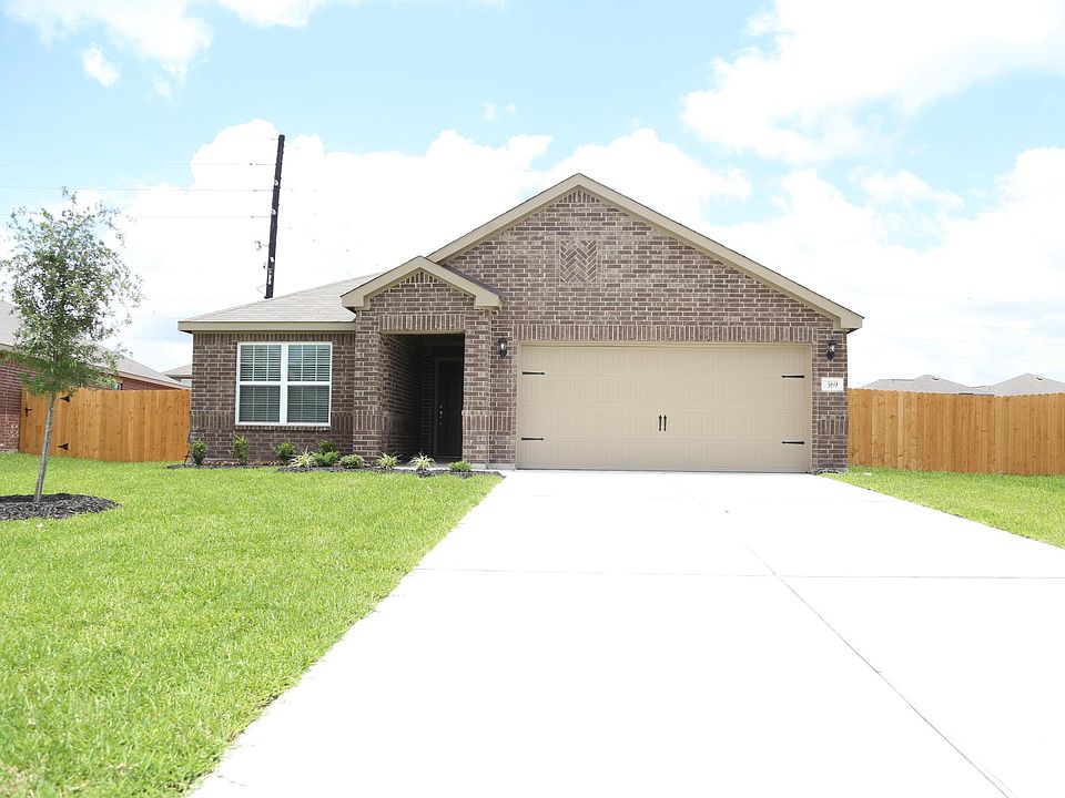 1st image of 369 Barrel Cactus Dr