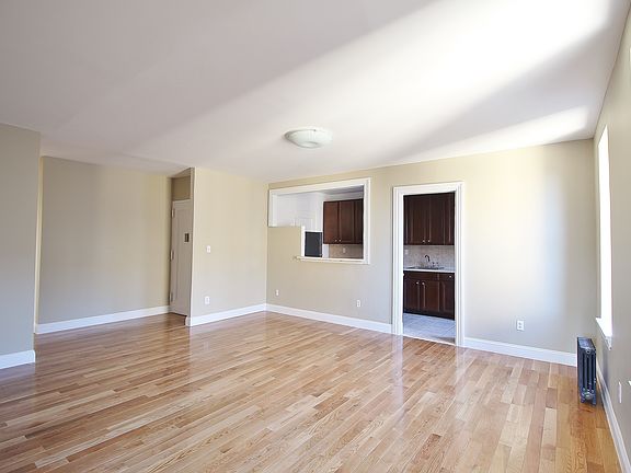 4th image of 940 Saint Nicholas Ave APT 4J