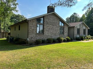 2010 Sprucewood St, Albemarle, NC 28001