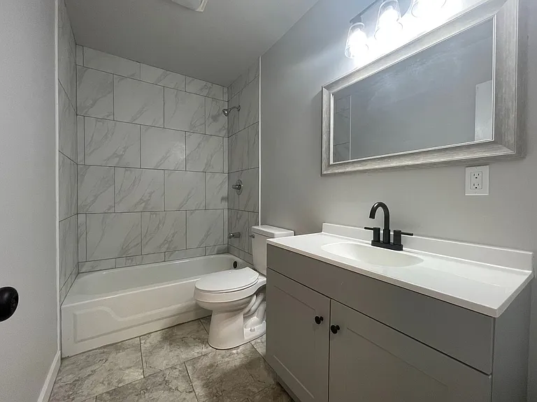 3222 Auburn Ave — Photo 20