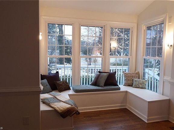 5th image of 306 Turnstone Cir