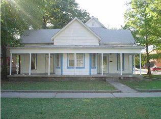 903 S Topeka St, Wichita, KS 67211