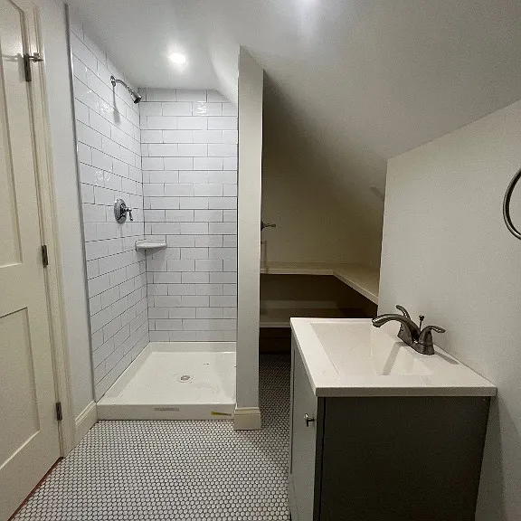 21 Wall St #2 — Photo 20