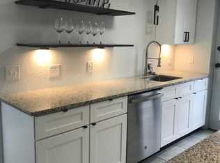 208 E Lake Howard Dr NW #101, Winter Haven, FL 33881