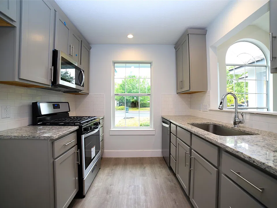 131 Stephen Ct