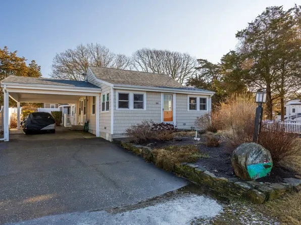 111 Balsam St, Fairhaven, MA 02719