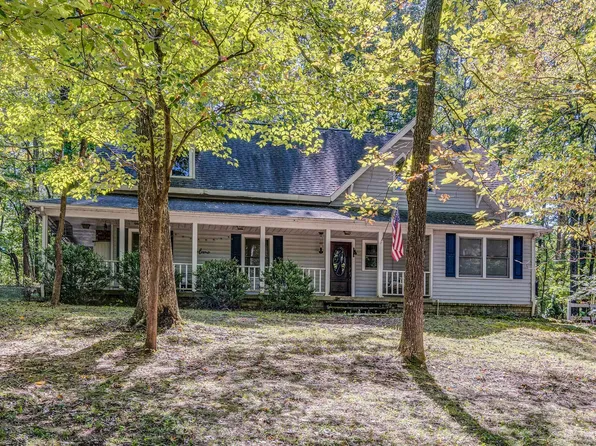 7121 Hall Rd, Fairview, TN 37062