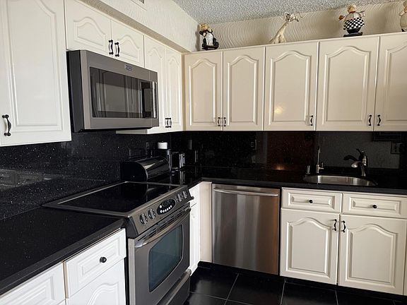 3rd image of 7564 Regency Lake Drive #702