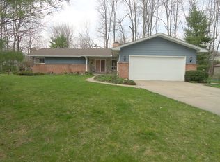5217 Hallisy Ct, Midland, MI