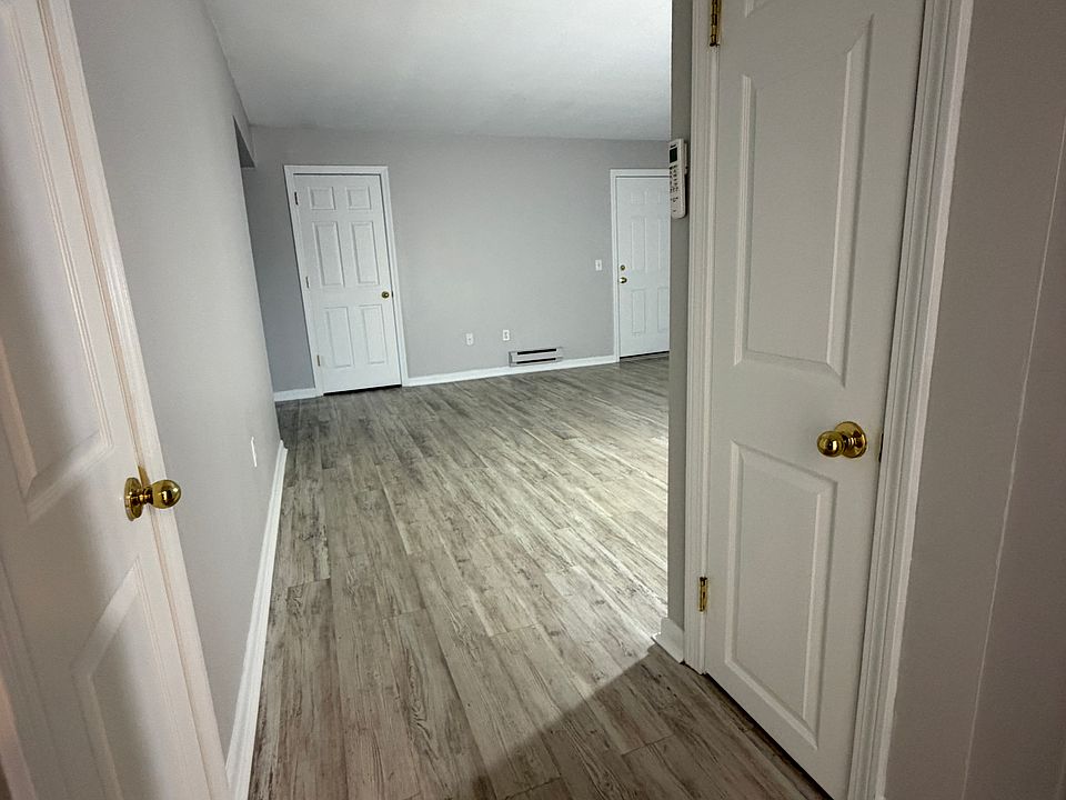 Hallway to Living room