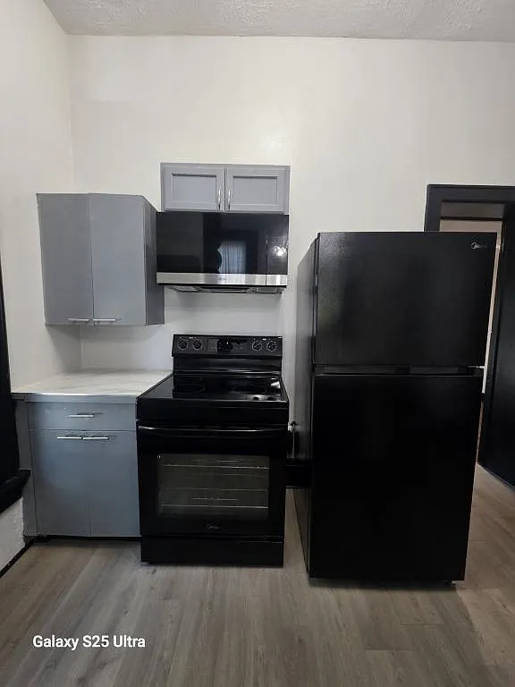 712 S Union St, apt 3 — Photo 2