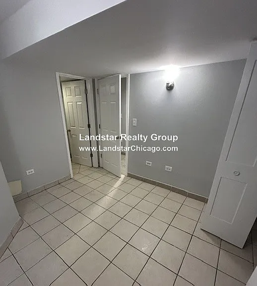 2300 S Ridgeway Ave #1S — Photo 5