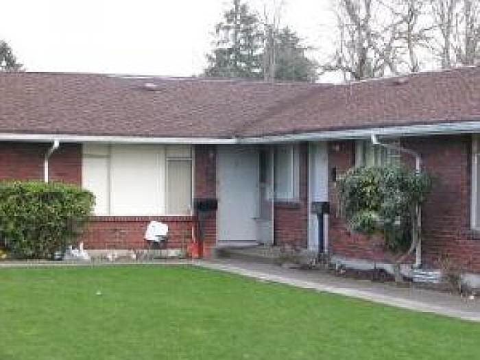 1st image of 4718 111th St SW APT 10
