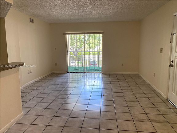 3rd image of 8620 SW 212th St APT 203