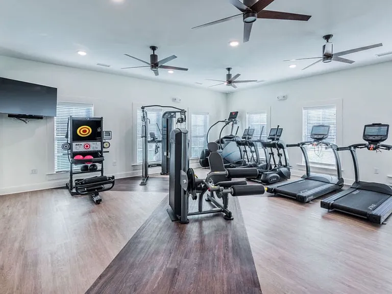 Waterleigh at Leland — Photo 10