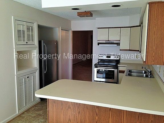 5th image of 3020 Cape Henry Ct