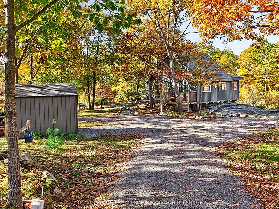 4th image of 1679 Mountain Rd