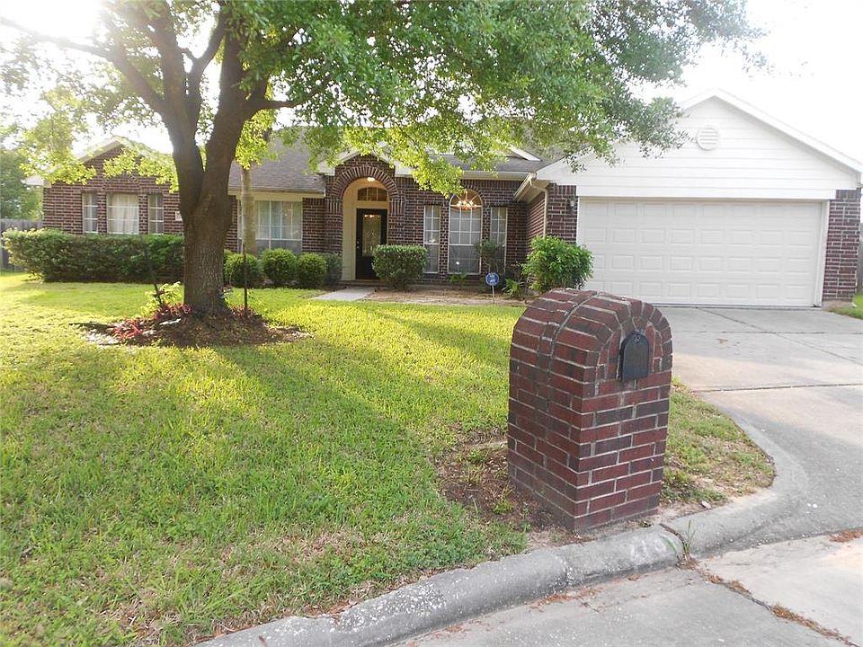 1st image of 2731 Briarloch Ln